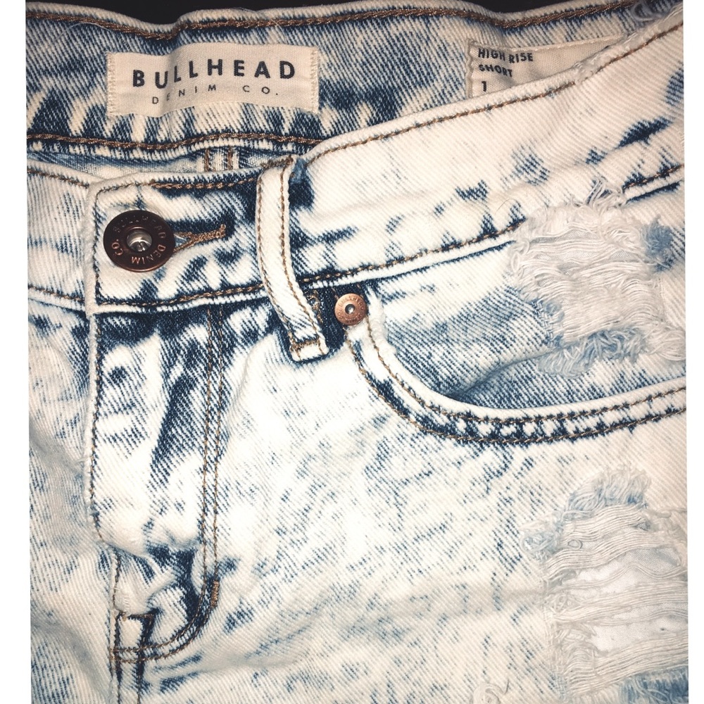 Acid washed high waisted shorts